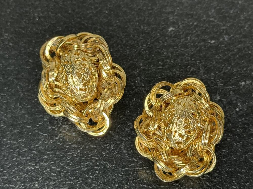 Vintage Hobe Gold Hollywood Glam Twisted Nest Runway Clip On Earrings